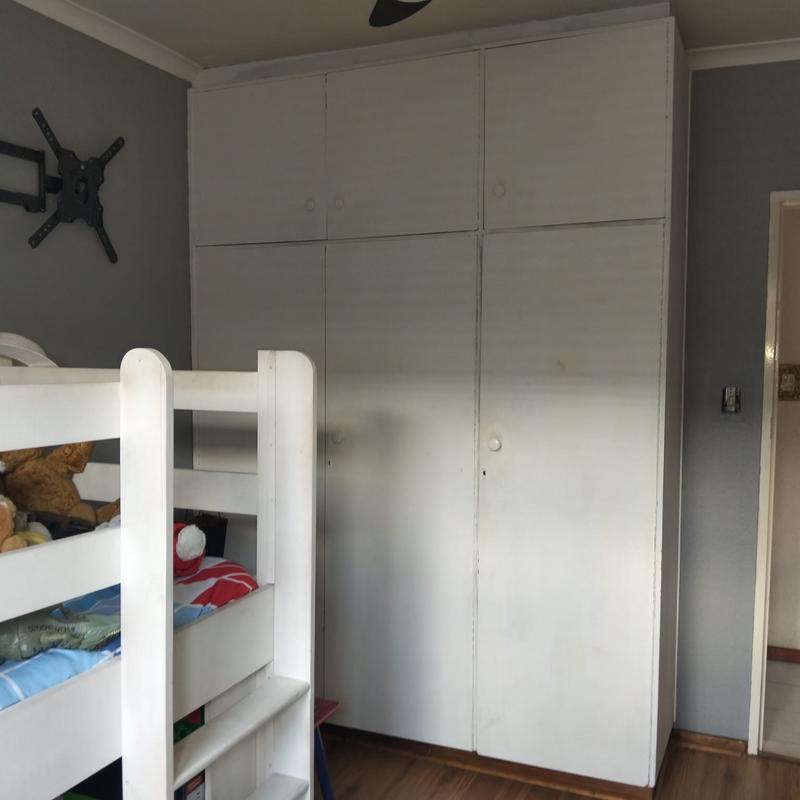 3 Bedroom Property for Sale in Peerless Park North Western Cape